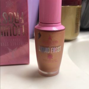 Liquid Frost highlighter in the shade Goddess